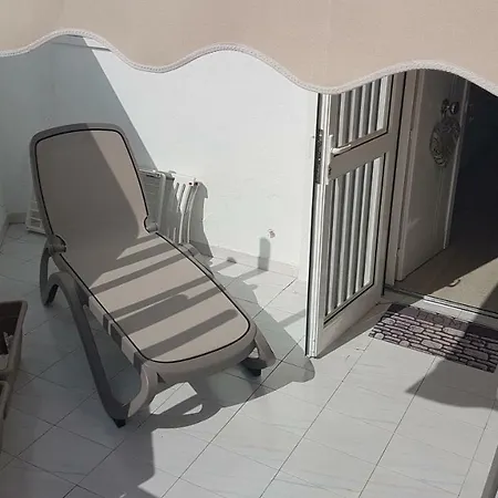 Albatros Apartment *